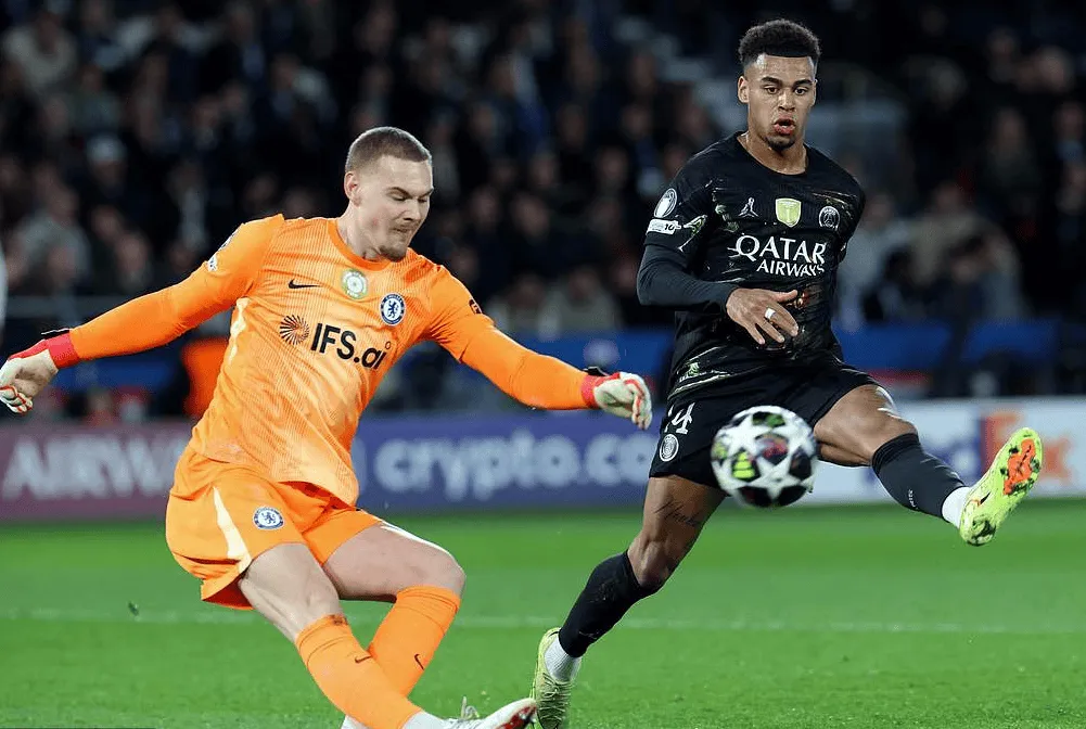 星空娱乐APP-电讯报：罗西尼尔更喜欢约根森，是因为他的出球比桑切斯好