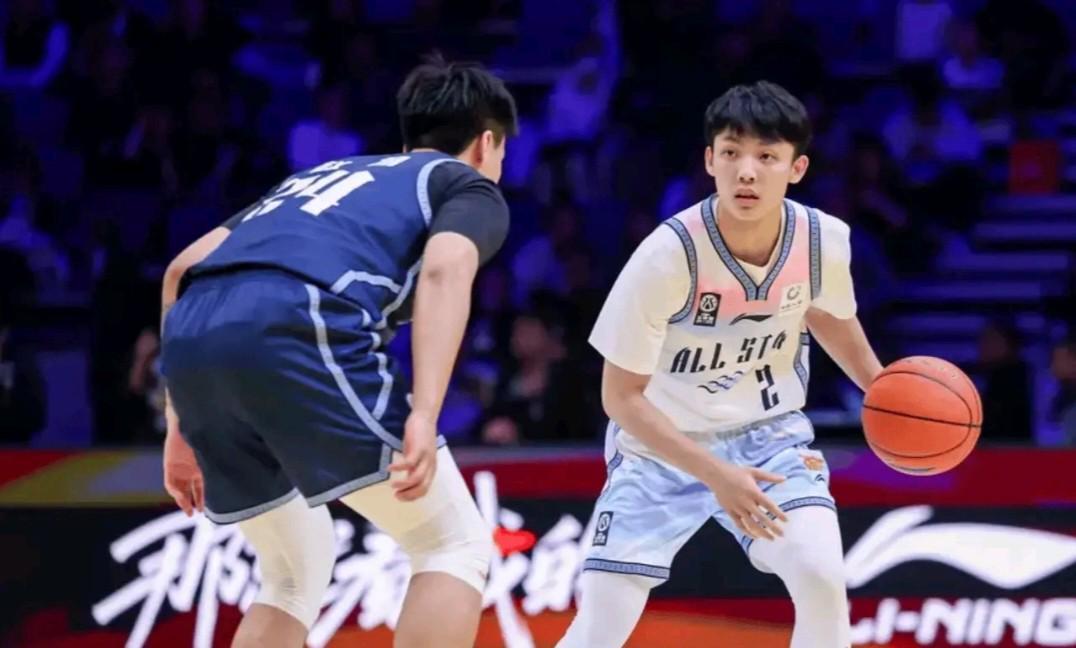 星空娱乐-歇大了？徐杰拿下全明星MVP后3场比赛合计得4分，2场得分挂零